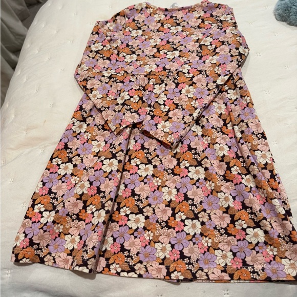 H&M Girl’s Dress Bundle Two Floral Long Sleeved Size 5 and 6 - Picture 3 of 10